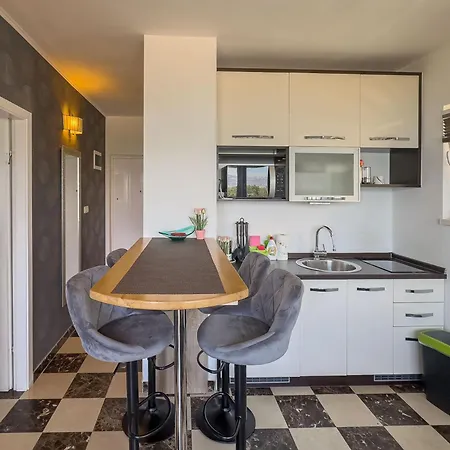 Apartment Angelika Nin