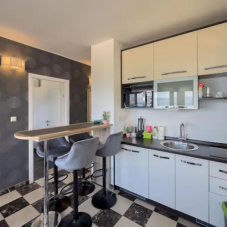 Lejlighed Angelika Nin